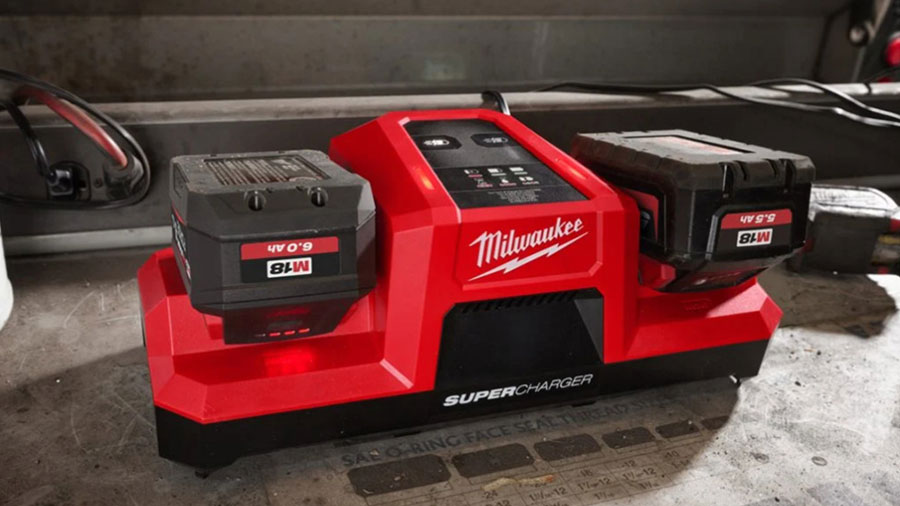super chargeur double M18 DBSC Milwaukee